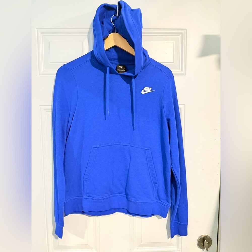 Nike Blue Athletic Sweater with Ribbed Cuffs